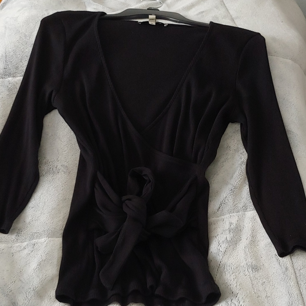 Black v-neck top